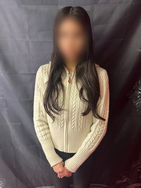 �����