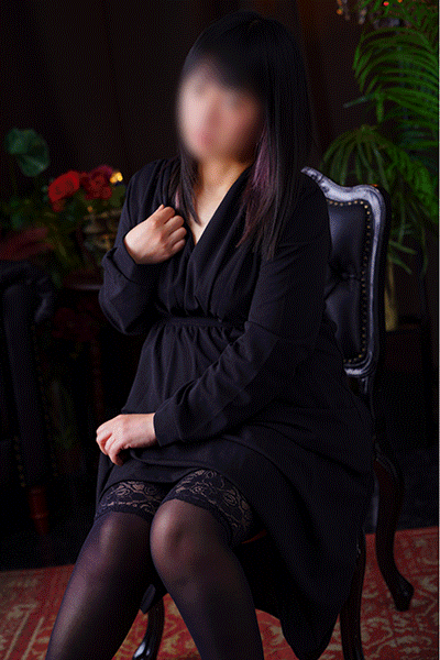ご奉仕に興奮が止まらない変態人妻M嬢【あけみ嬢】ご予約受付中！